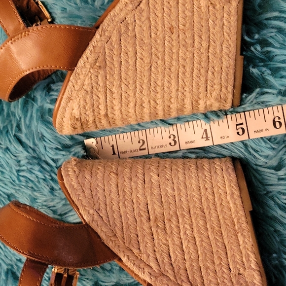 Black Rivet wedges - Picture 9 of 9